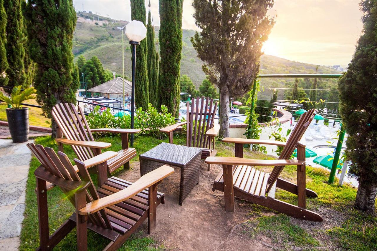 Hotel Golden Park All Inclusive Pocos De Caldas By Nacional Inn Zewnętrze zdjęcie Adirondack chairs at the Sun Valley Lodge