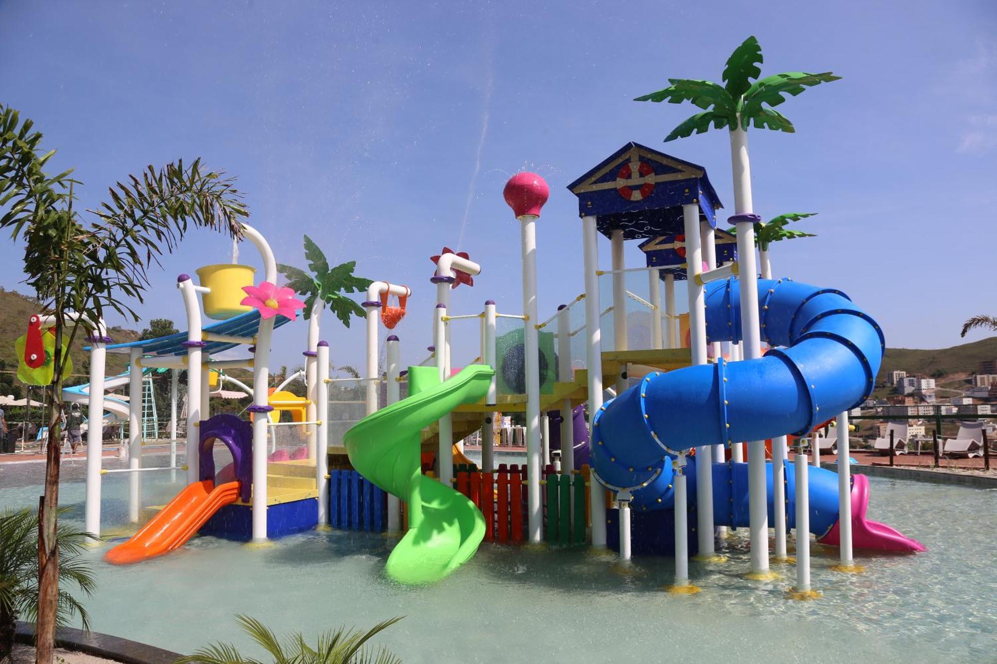 Hotel Golden Park All Inclusive Pocos De Caldas By Nacional Inn Zewnętrze zdjęcie Splash Jungle Water Park