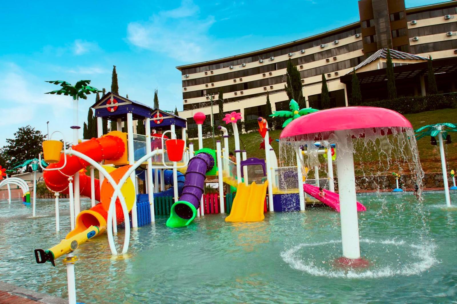 Hotel Golden Park All Inclusive Pocos De Caldas By Nacional Inn Zewnętrze zdjęcie Water park at the hotel