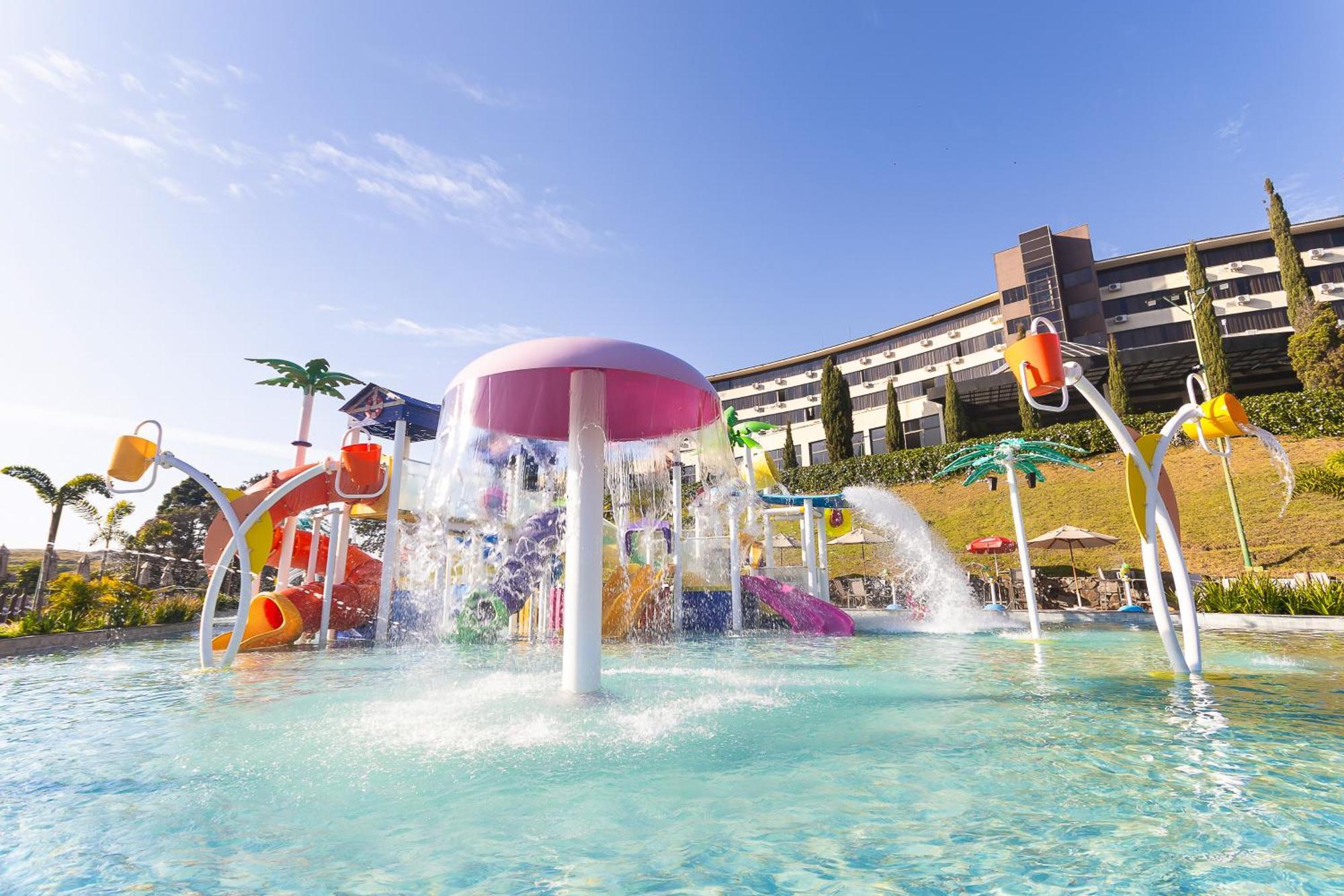 Hotel Golden Park All Inclusive Pocos De Caldas By Nacional Inn Zewnętrze zdjęcie The water park at the hotel