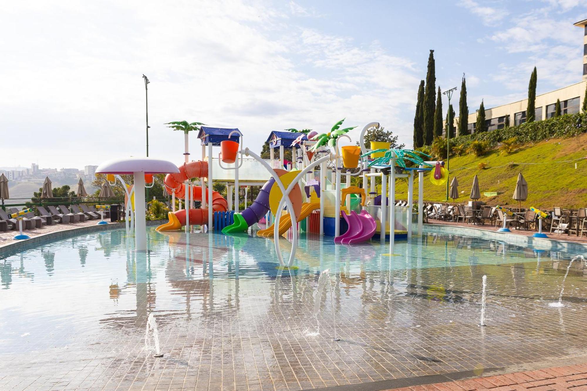 Hotel Golden Park All Inclusive Pocos De Caldas By Nacional Inn Zewnętrze zdjęcie Water park